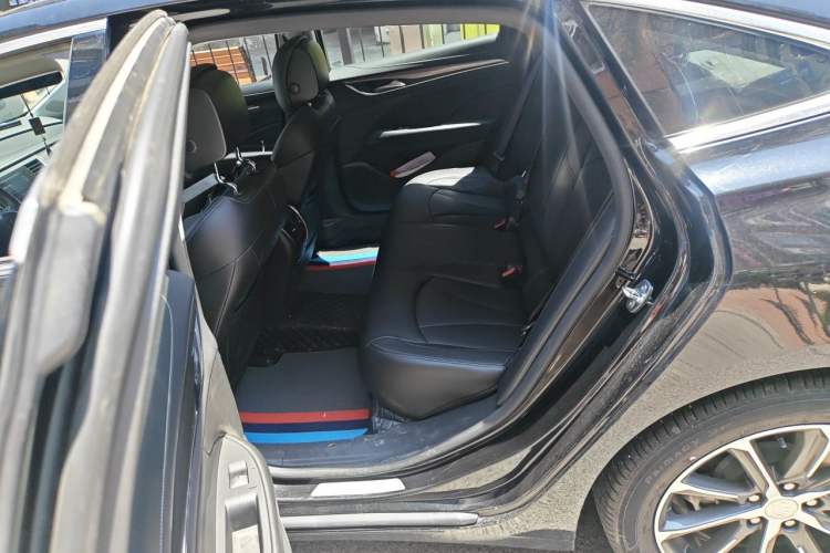 Used Buick LaCrosse 2020 652T Luxury Version Left Rear Seat