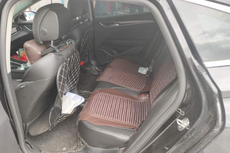 Used Buick LaCrosse 2020 652T Luxury Version Left Rear Seat