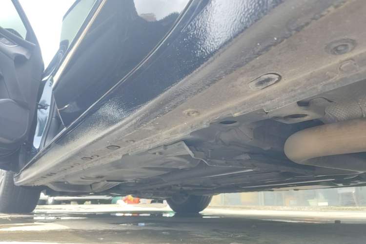 Used Buick LaCrosse 2020 652T Luxury Version Left Side Sill
