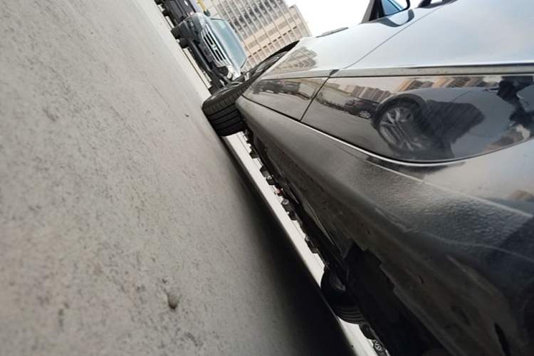 Used Buick LaCrosse 2020 652T Elite Edition Left Side Sill