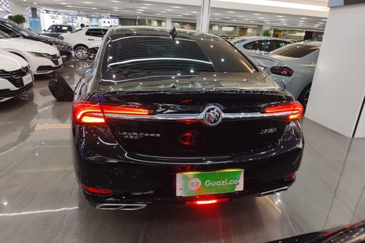 Used Buick LaCrosse 2020 652T Luxury Version Rear