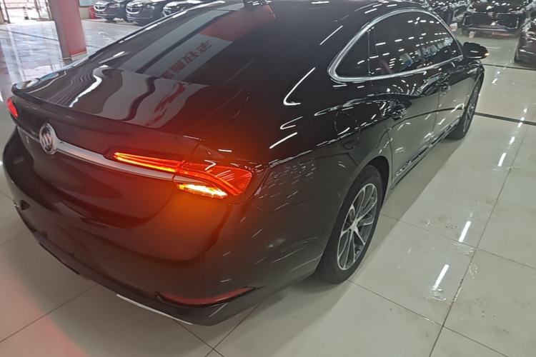 Used Buick LaCrosse 2020 652T Luxury Version Rear Right 45 Deg