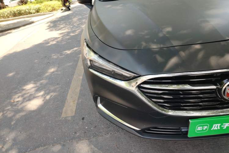 Used Buick LaCrosse 2020 652T Luxury Version Right Front Headlight