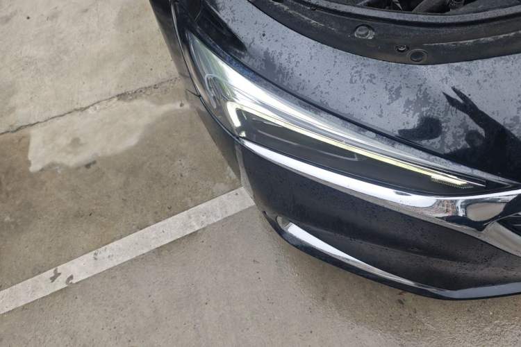 Used Buick LaCrosse 2020 652T Luxury Version Right Front Headlight