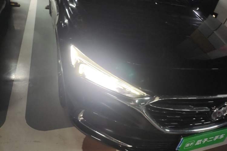 Used Buick LaCrosse 2020 652T Luxury Version Right Front Headlight
