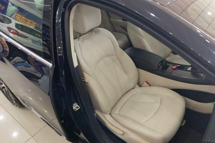 Used Buick LaCrosse 2020 652T Elite Edition Right Front Seat