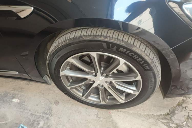 Used Buick LaCrosse 2020 652T Prestige Edition Right Front Wheel Hub