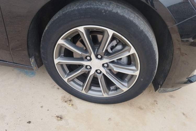 Used Buick LaCrosse 2020 652T Luxury Version Right Front Wheel Hub