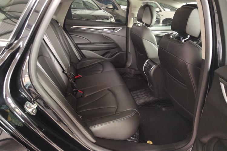 Used Buick LaCrosse 2020 652T Luxury Version Right Rear Seat