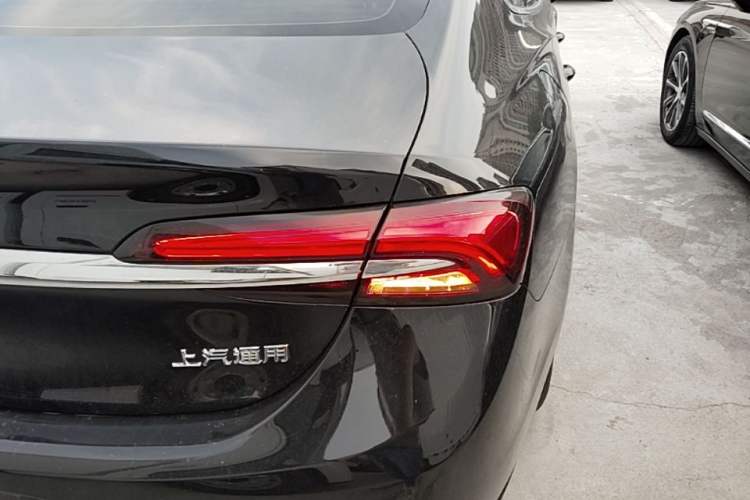 Used Buick LaCrosse 2020 652T Elite Edition Right Rear Taillight