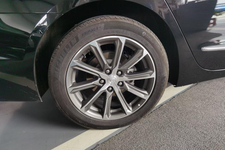 Used Buick LaCrosse 2020 652T Luxury Version Right Rear Wheel Hub