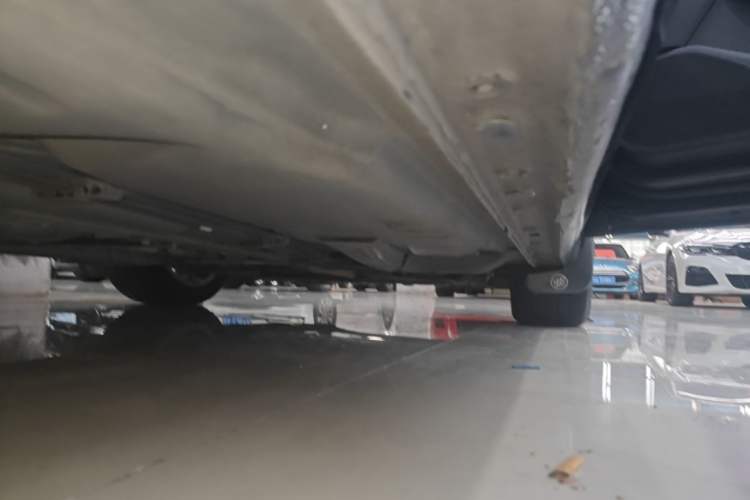 Used Buick LaCrosse 2020 652T Luxury Version Right Side Sill