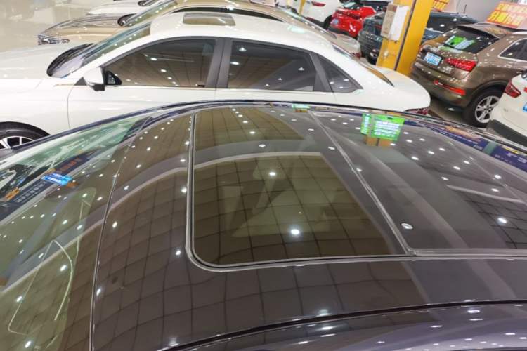 Used Buick LaCrosse 2020 652T Elite Edition Roof