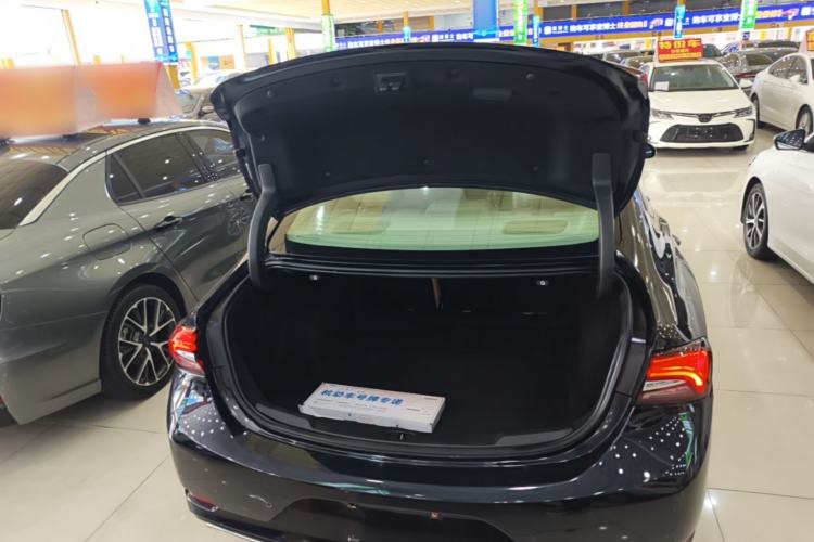 Used Buick LaCrosse 2020 652T Elite Edition Trunk