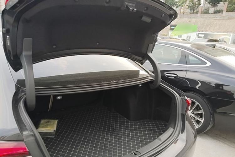 Used Buick LaCrosse 2020 652T Elite Edition Trunk