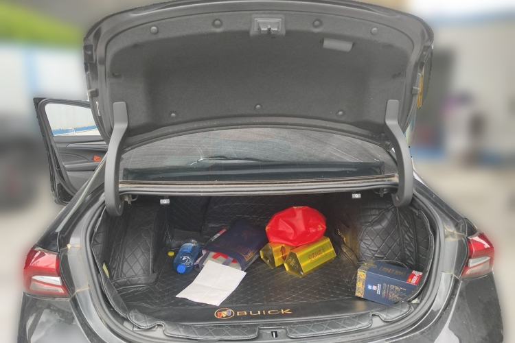 Used Buick LaCrosse 2020 652T Luxury Version Trunk