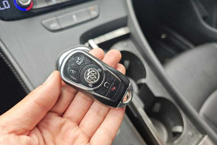 Used Buick LaCrosse 2020 652T Luxury Version Vehicle Key