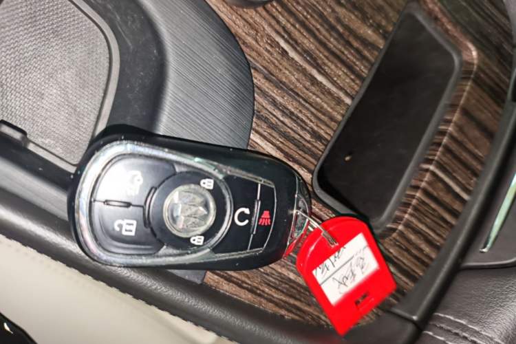 Used Buick LaCrosse 2020 652T Elite Edition Vehicle Key