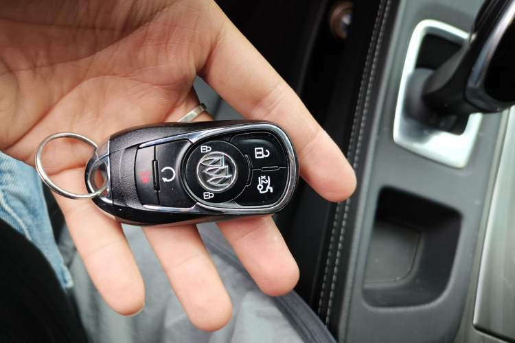 Used Buick LaCrosse 2020 652T Luxury Version Vehicle Key