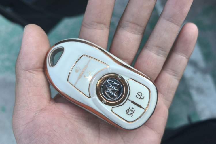 Used Buick LaCrosse 2020 652T Luxury Version Vehicle Key