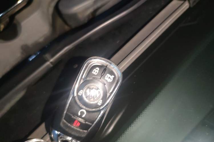 Used Buick LaCrosse 2020 652T Luxury Version Vehicle Key