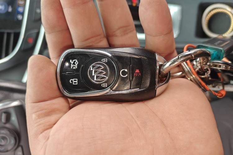 Used Buick LaCrosse 2020 652T Luxury Version Vehicle Key