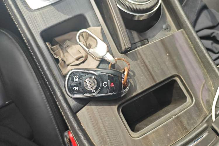 Used Buick LaCrosse 2020 652T Luxury Version Vehicle Key