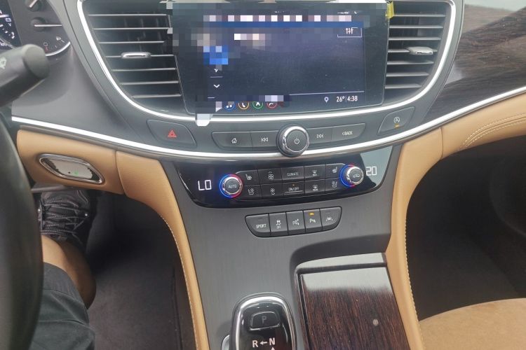 Used Buick LaCrosse 2020 652T Prestige Edition Audio And AC Panel