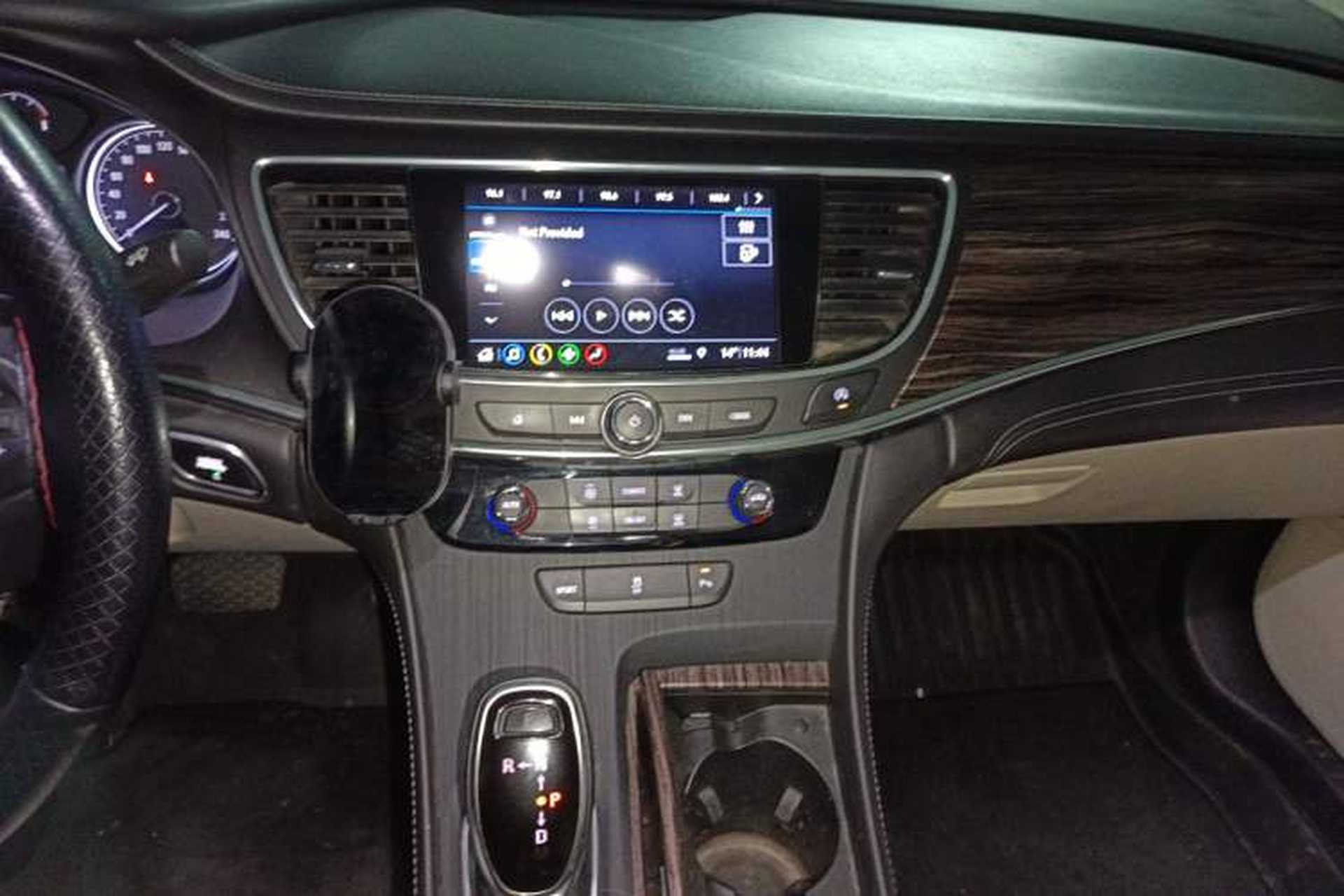 Used Buick LaCrosse 2020 652T Elite Edition Audio And AC Panel