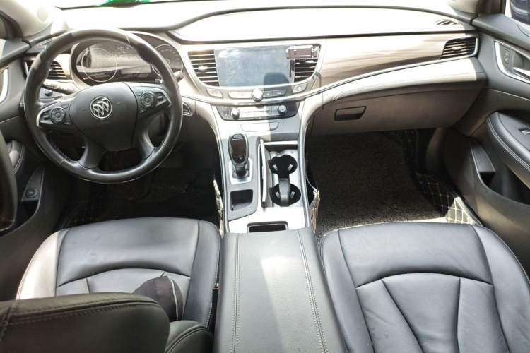 Used Buick LaCrosse 2020 652T Luxury Version Center Console