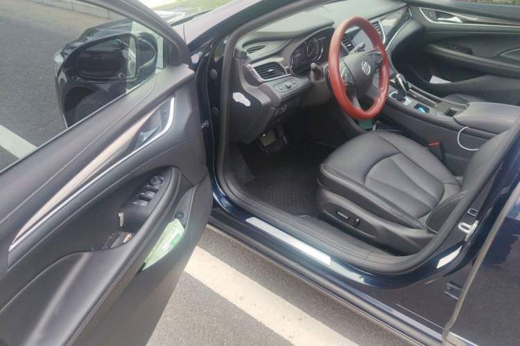Used Buick LaCrosse 2020 652T Luxury Version Driver Seat