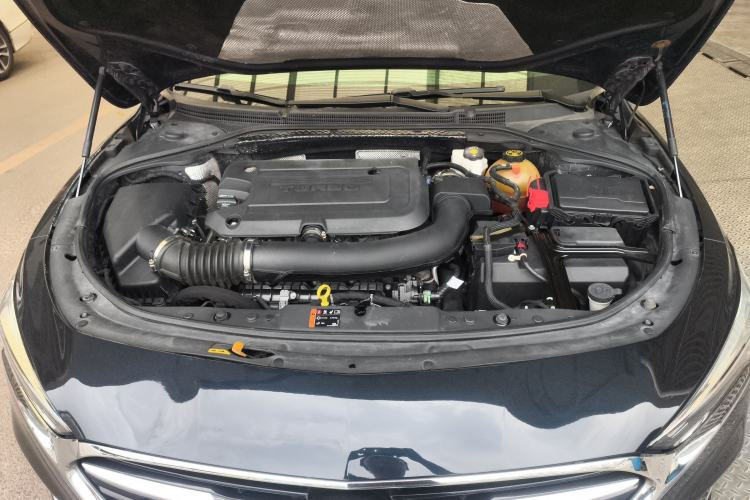 Used Buick LaCrosse 2020 652T Luxury Version Engine Bay
