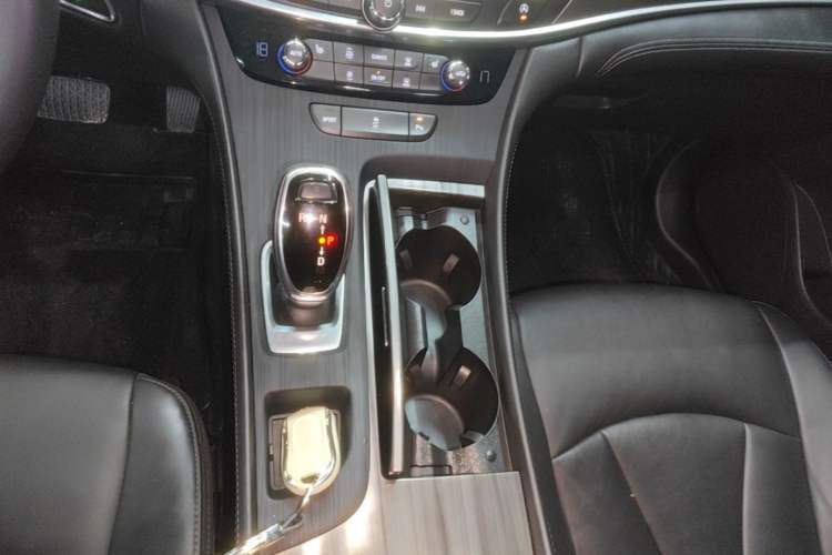 Used Buick LaCrosse 2020 652T Luxury Version Gear Lever