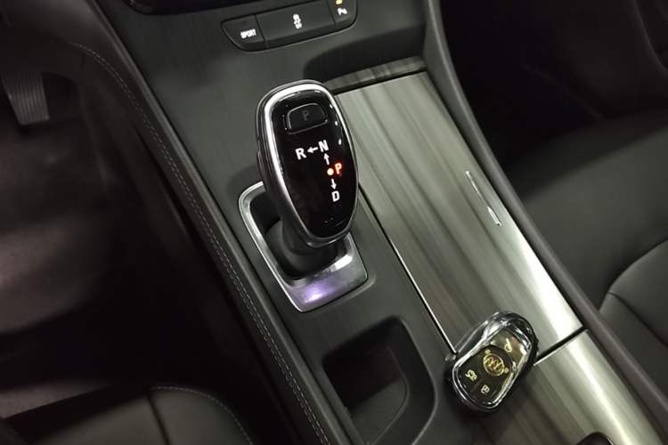 Used Buick LaCrosse 2020 652T Luxury Version Gear Lever