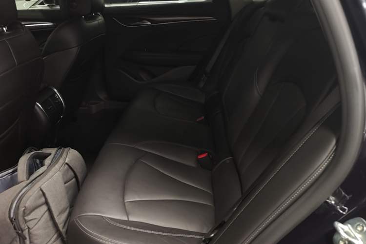 Used Buick LaCrosse 2020 652T Luxury Version Left Rear Seat