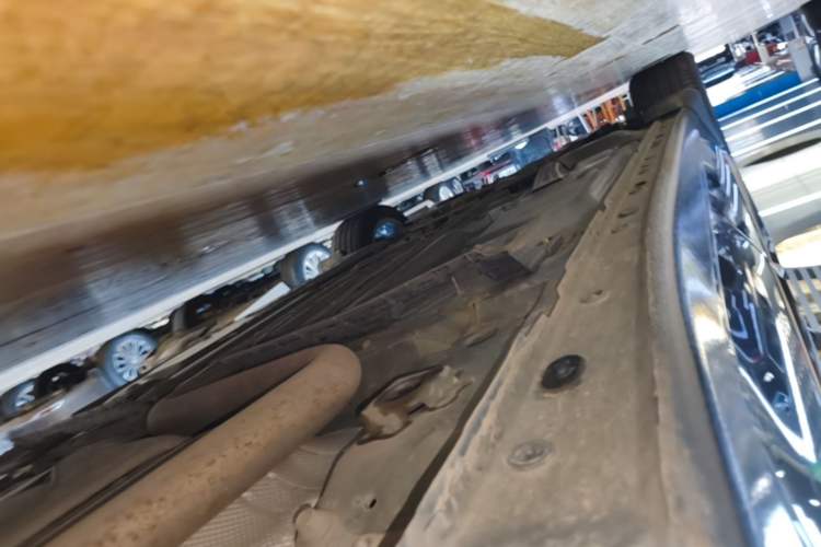 Used Buick LaCrosse 2020 652T Luxury Version Left Side Sill