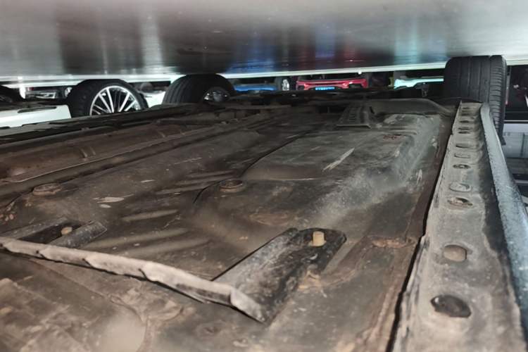 Used Buick LaCrosse 2020 652T Luxury Version Left Side Sill