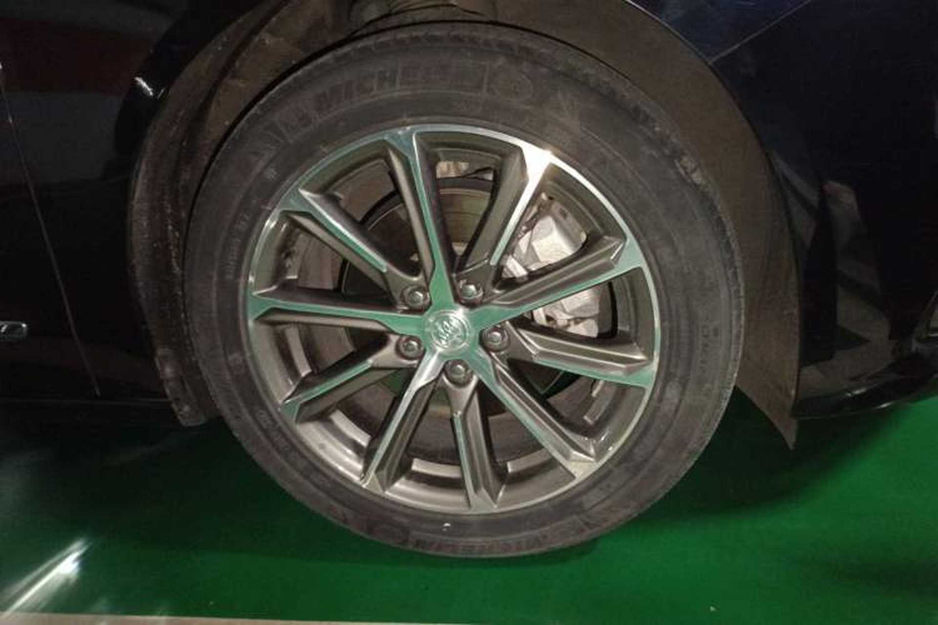 Used Buick LaCrosse 2020 652T Elite Edition Right Front Wheel Hub
