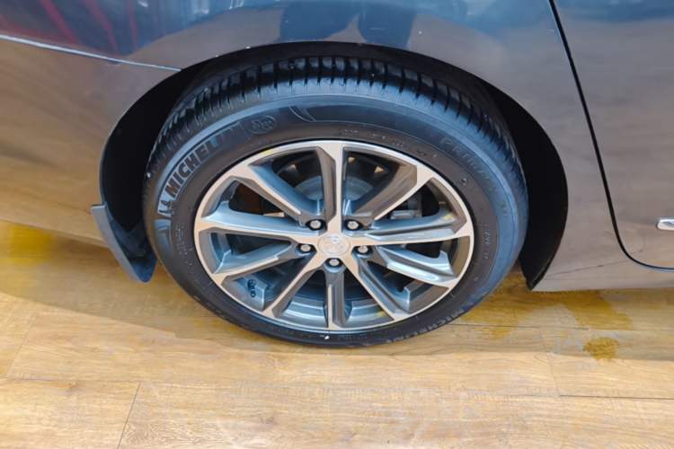 Used Buick LaCrosse 2020 652T Luxury Version Right Rear Wheel Hub