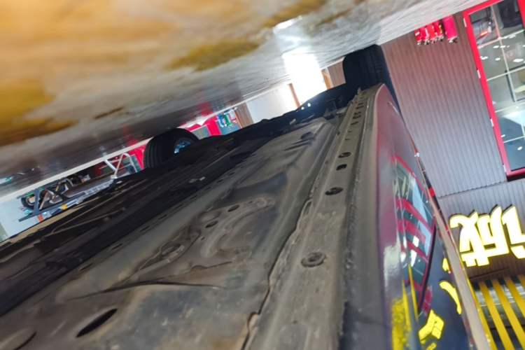 Used Buick LaCrosse 2020 652T Luxury Version Right Side Sill
