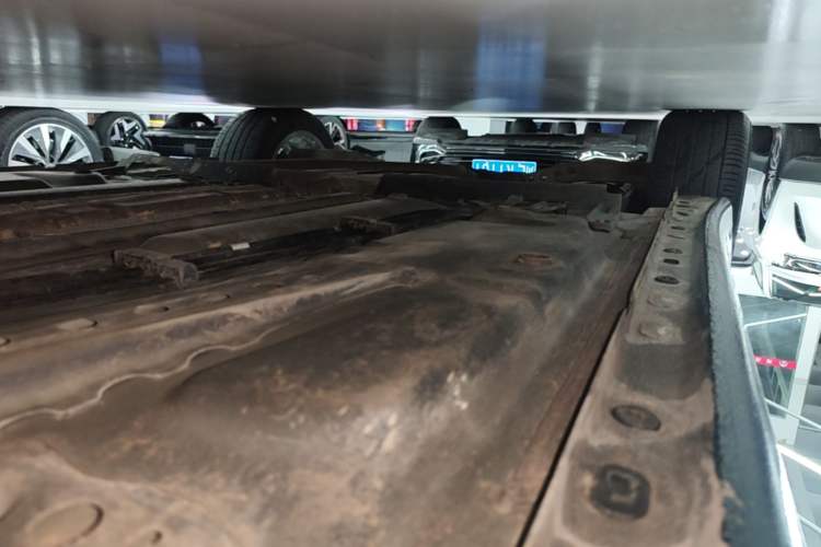 Used Buick LaCrosse 2020 652T Luxury Version Right Side Sill