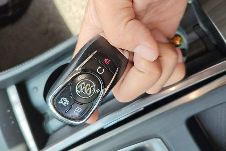 Used Buick LaCrosse 2020 652T Luxury Version Vehicle Key