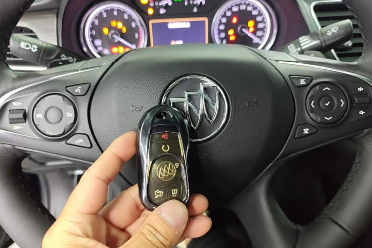 Used Buick LaCrosse 2020 652T Luxury Version Vehicle Key