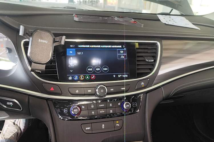 Used Buick LaCrosse 2020 652T Luxury Version Audio And AC Panel