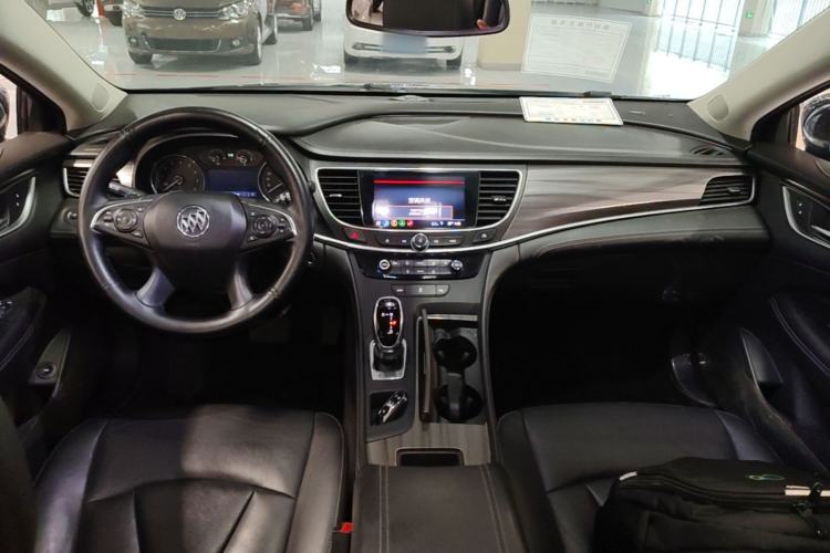 Used Buick LaCrosse 2020 652T Luxury Version Center Console