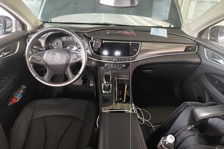 Used Buick LaCrosse 2020 652T Luxury Version Center Console