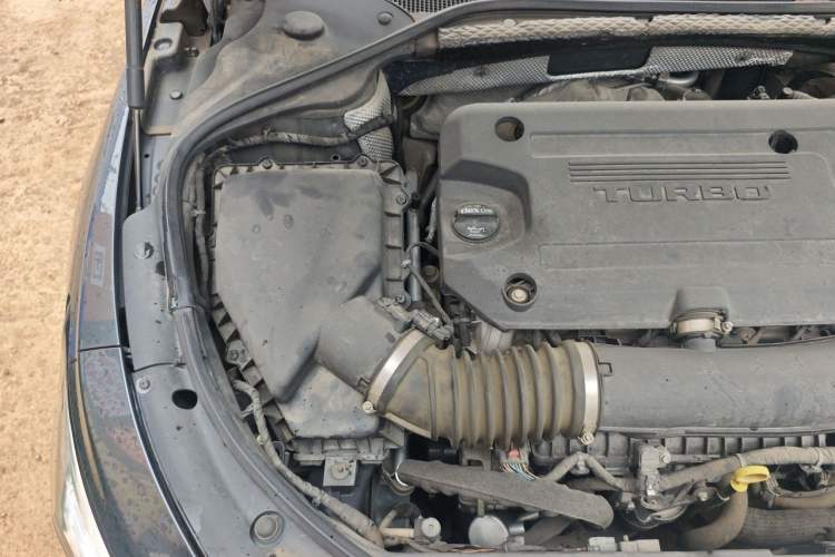 Used Buick LaCrosse 2020 652T Luxury Version Engine Bay Right