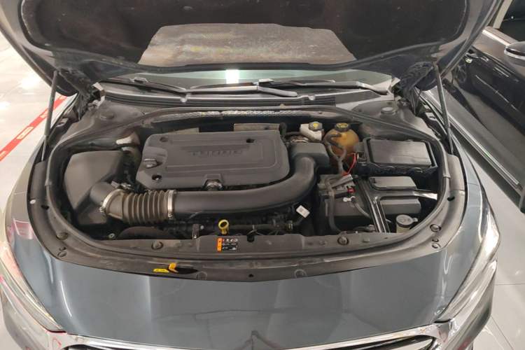 Used Buick LaCrosse 2020 652T Luxury Version Engine Bay