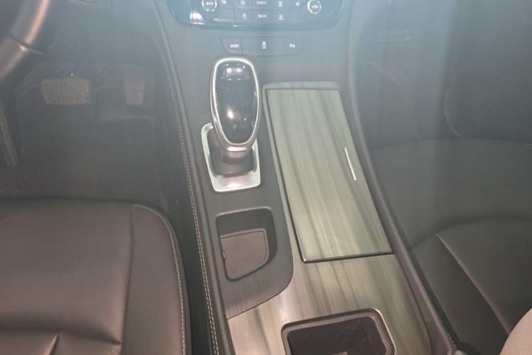 Used Buick LaCrosse 2020 652T Luxury Version Gear Lever