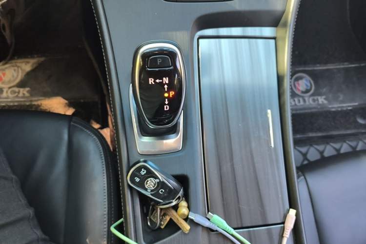 Used Buick LaCrosse 2020 652T Luxury Version Gear Lever